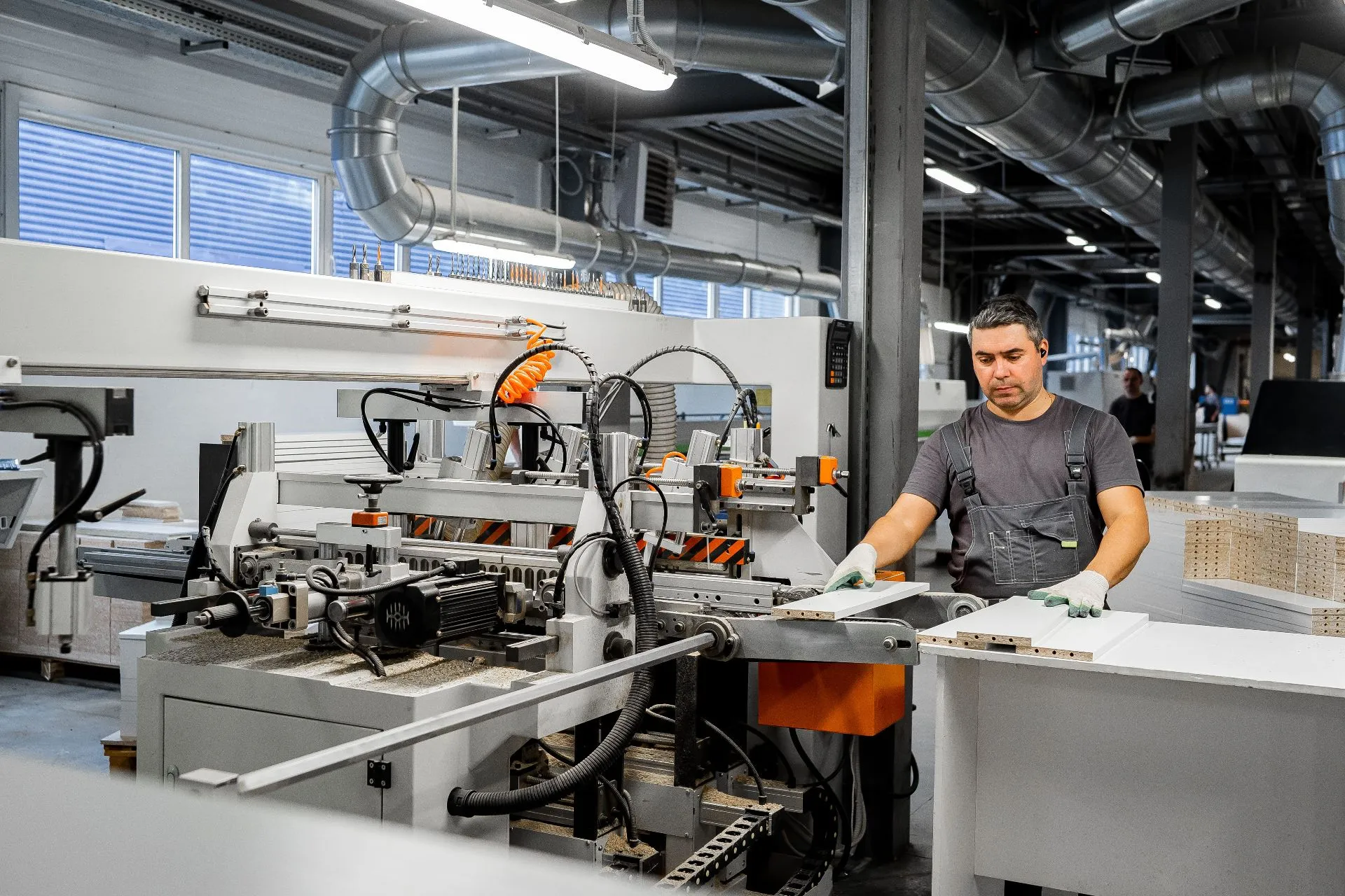 Ванная комната с комплектом мебели