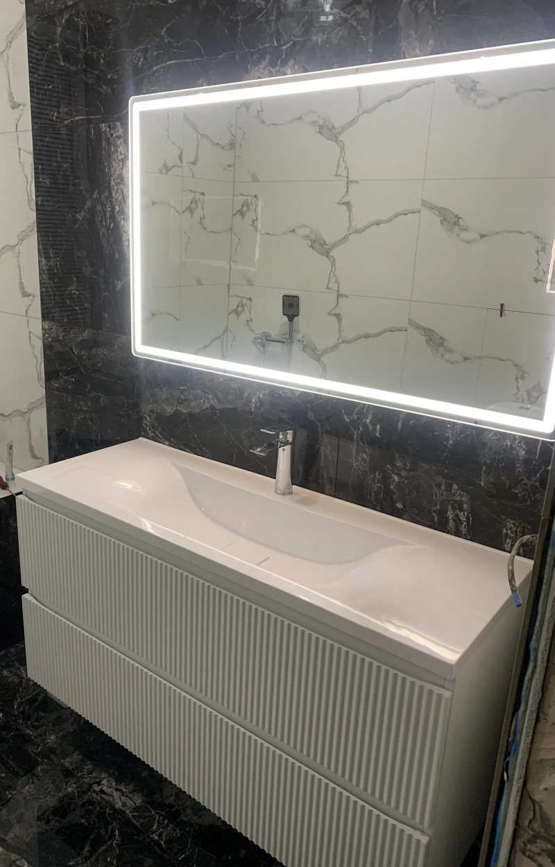 Зеркало Damon Comfort 1200 OLEVARO-6